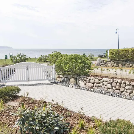Reethus Reddevitz Mit Kamin, Sauna, Terrasse, Boddenblick Tatil Evi Alt Reddevitz