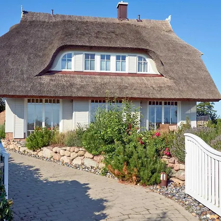 Reethus Reddevitz Mit Kamin, Sauna, Terrasse, Boddenblick Tatil Evi