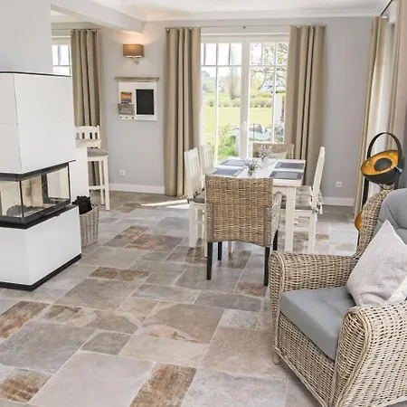 Σπίτι διακοπών Reethus Reddevitz Mit Kamin, Sauna, Terrasse, Boddenblick *