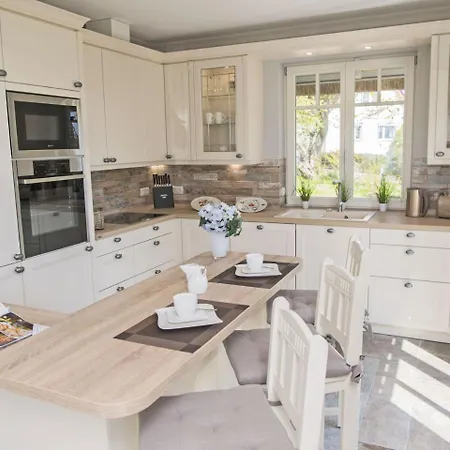 Reethus Reddevitz Mit Kamin, Sauna, Terrasse, Boddenblick * Alt Reddevitz