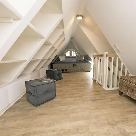 Reethus Reddevitz Mit Kamin, Sauna, Terrasse, Boddenblick *