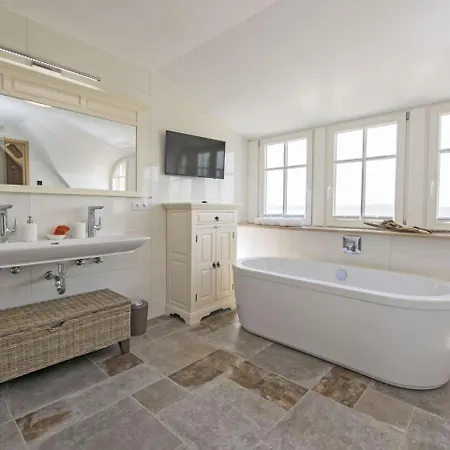 Tatil Evi Reethus Reddevitz Mit Kamin, Sauna, Terrasse, Boddenblick Alt Reddevitz