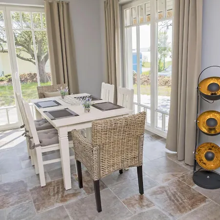 Reethus Reddevitz Mit Kamin, Sauna, Terrasse, Boddenblick *