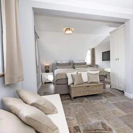 Reethus Reddevitz Mit Kamin, Sauna, Terrasse, Boddenblick *