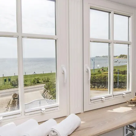 Reethus Reddevitz Mit Kamin, Sauna, Terrasse, Boddenblick Σπίτι διακοπών *