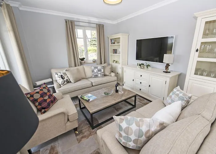 Reethus Reddevitz Mit Kamin, Sauna, Terrasse, Boddenblick بيت للعطل