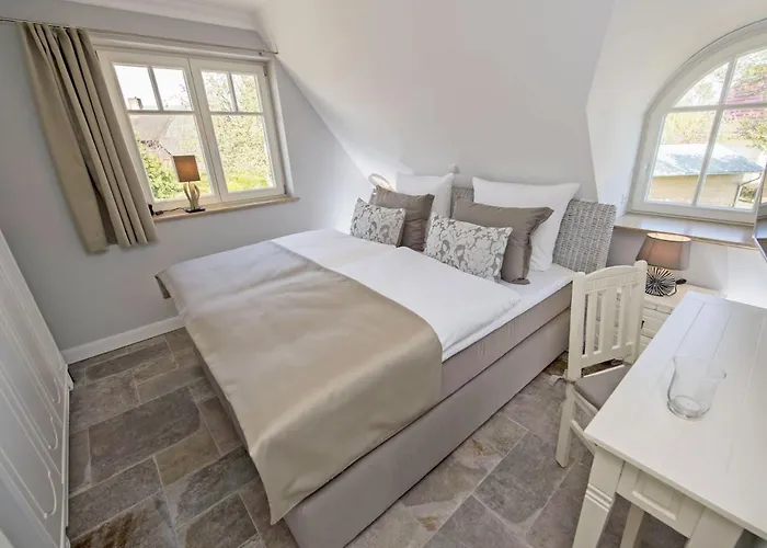 بيت للعطل Reethus Reddevitz Mit Kamin, Sauna, Terrasse, Boddenblick